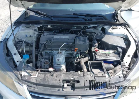 2015 Honda Accord Lx z USA, uszkodzony, nr VIN 1HGCR2F35FA133342